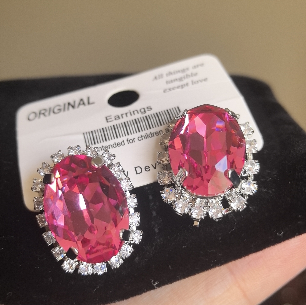 handmade Swarovski.crystal Earrings